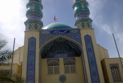 مسجدی با سبک معماری ساده و زیبا در لار